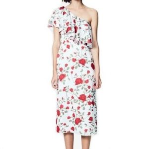 NWT Fame & Partners Floral One shoulder Dress 2